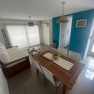 Departamento En Cordoba Capital Con Ubicacion Comoda Y Cochera.